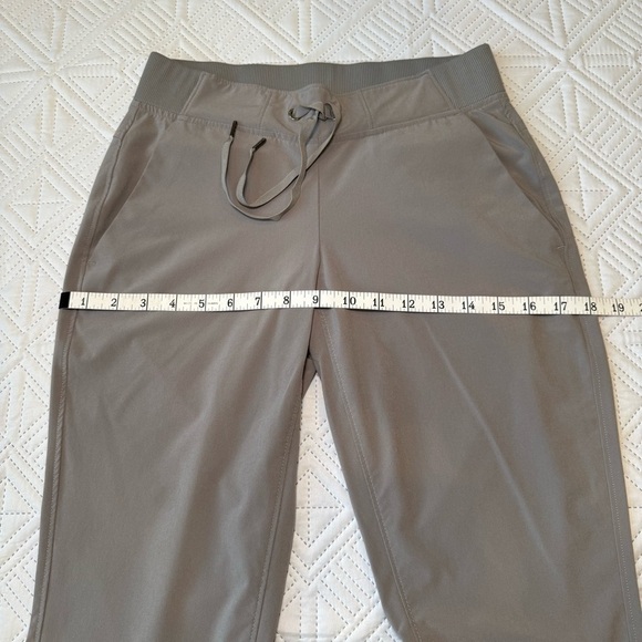 Athleta Midtown Ankle Pant Size 0 Asphalt Gray - Picture 5 of 10